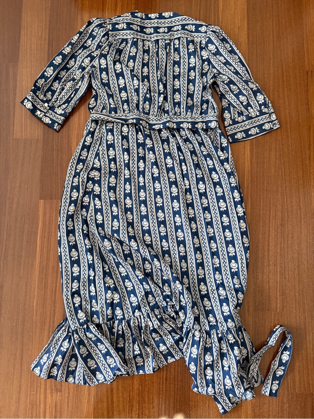 Sandro Enrika Silk Tie Waist Dress - Picture 4 of 5